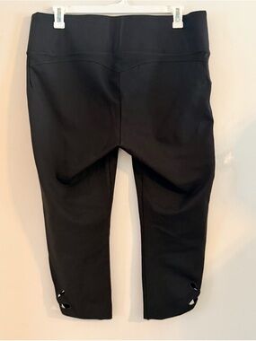 Luxe Slims Crop Pantacourt Black Capri Leggings with Hem Cutout Details Size XL